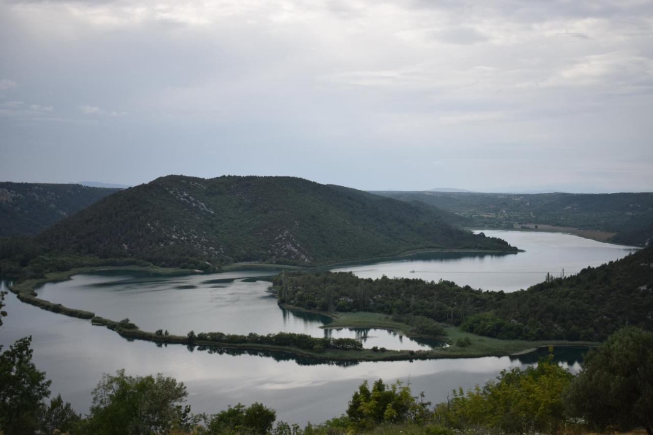 Matanovi Dvori-Krka National Park Hotel Lozovac Exterior photo